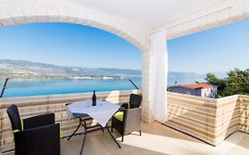 Holidays Apartments Slanada With Terrace And Sea View, Near The Beach & Town Trogir, Free Parking, Quiet Place On Peninsula Ciovo